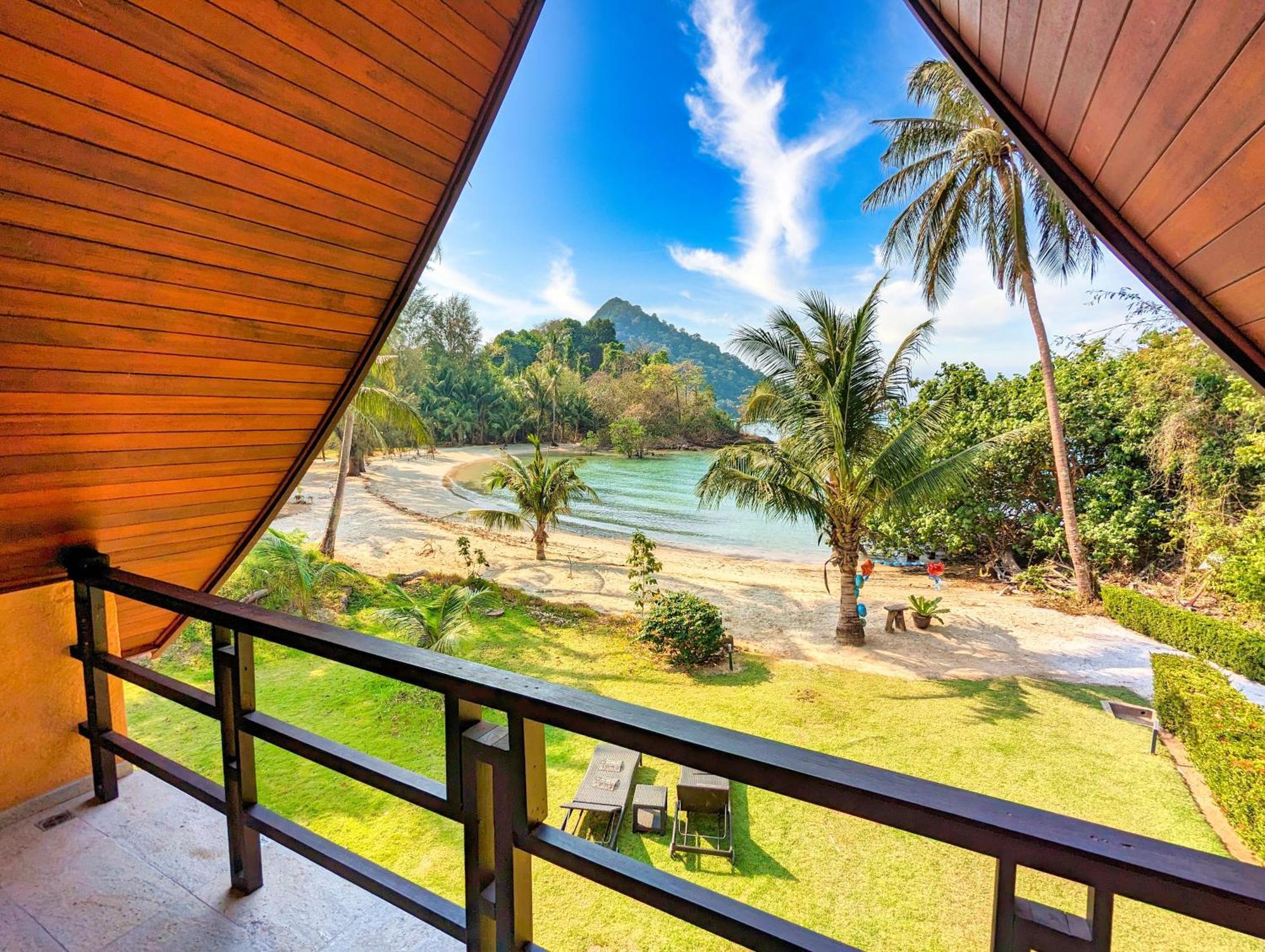 Half Moon Beach Villa - By Kohchangvillas Koh Chang Dış mekan fotoğraf